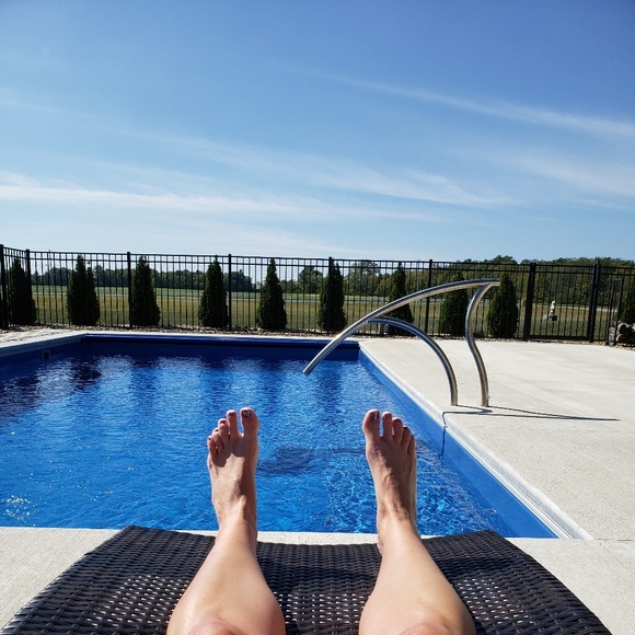 Meet your Posher, Bridget - Picture 1 of 1